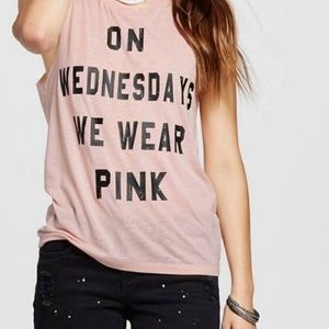 MEAN GIRLS Raw Hem Muscle Shirt “On Wednesday’s We Wear Pink” Sleeveless Tee